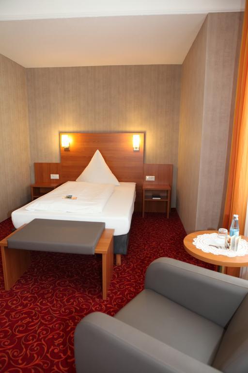 Hotel Alexa Bad Mergentheim Zimmer foto